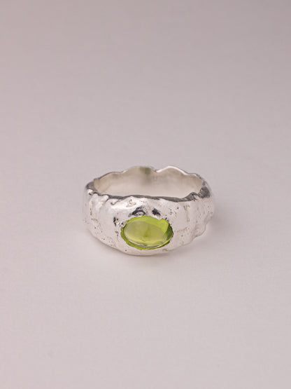 CORA RING - Peridot