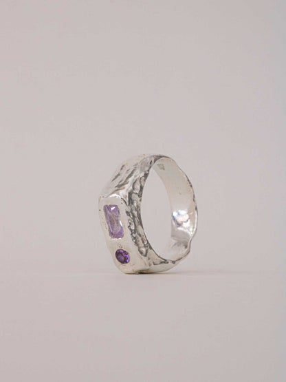 ETHRA SIGNET RING - Purple
