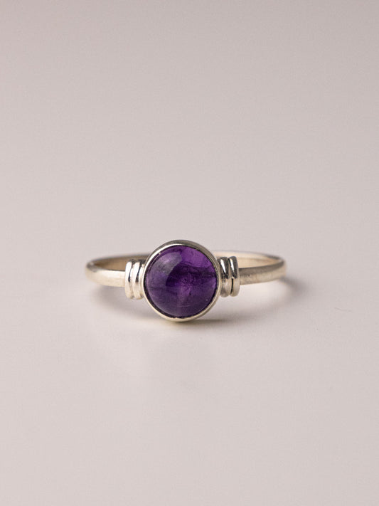 NIRVANA SILVER RING - Amethyst