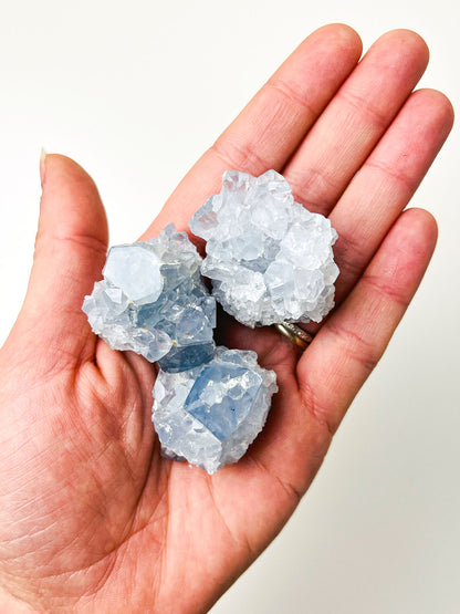 RAW SELESTITE CLUSTER - MEDIUM